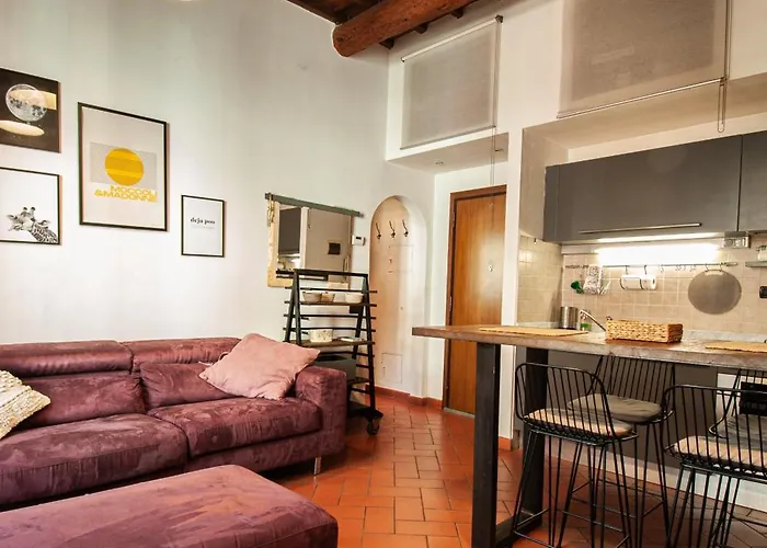 Designer In Διαμέρισμα *